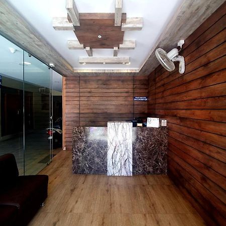 Veekay Residency Hotel Bangalore Luaran gambar